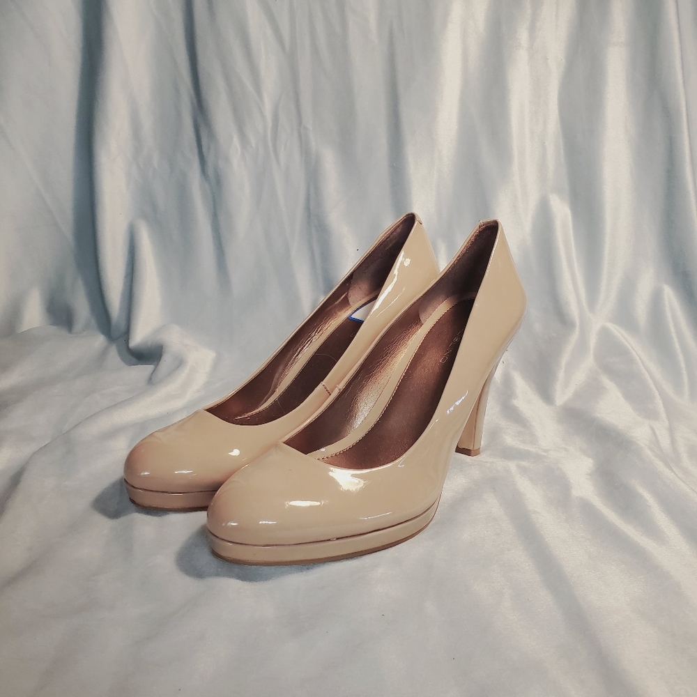 Bandolino Nude Patent Pumps